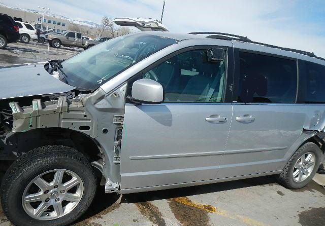 2008 Chrysler Town and Country 3.5