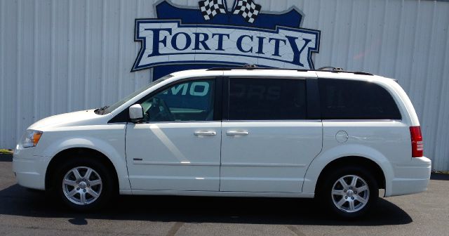 2008 Chrysler Town and Country 3.5