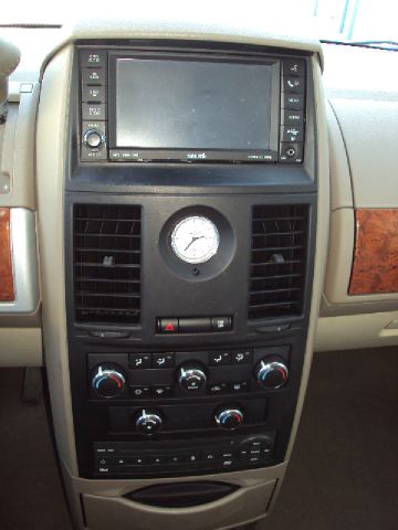 2008 Chrysler Town and Country 3.5