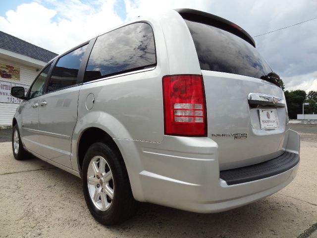 2008 Chrysler Town and Country 3.5