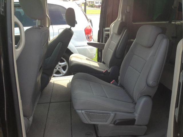 2008 Chrysler Town and Country 3.5