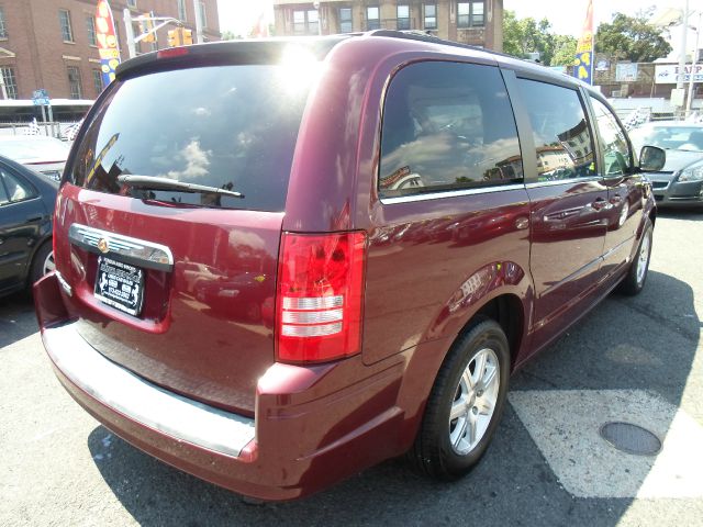 2008 Chrysler Town and Country 3.5