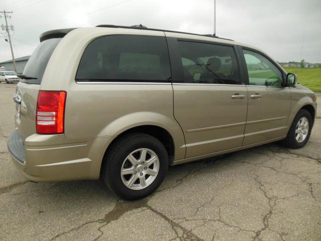 2008 Chrysler Town and Country 3.5