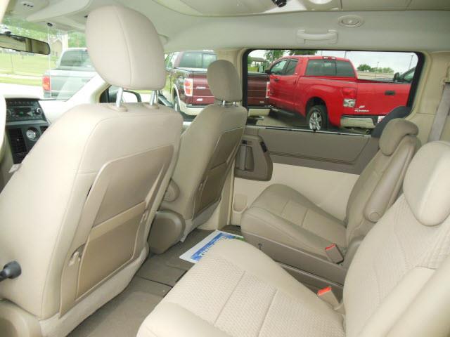 2008 Chrysler Town and Country 3.5