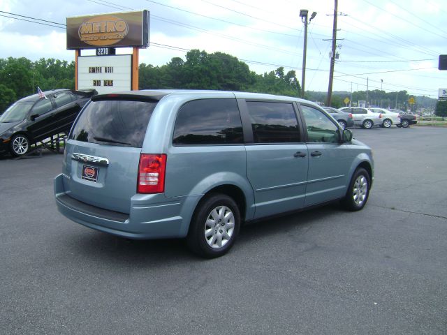 2008 Chrysler Town and Country Elk Conversion Van