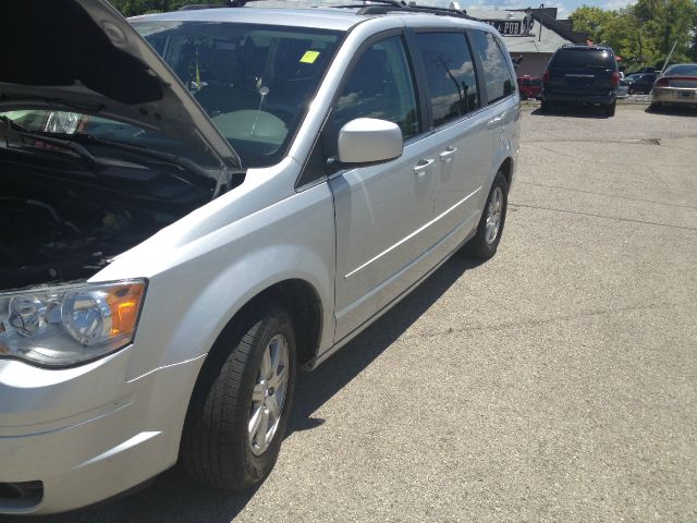 2008 Chrysler Town and Country 3.5