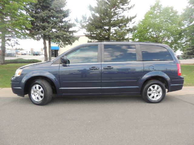 2008 Chrysler Town and Country 3.5