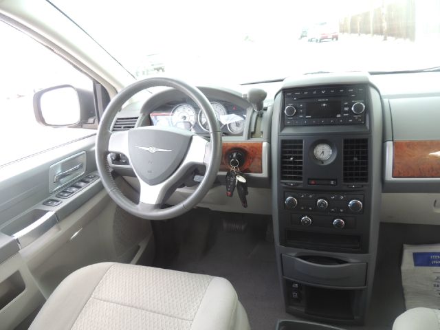 2008 Chrysler Town and Country 3.5