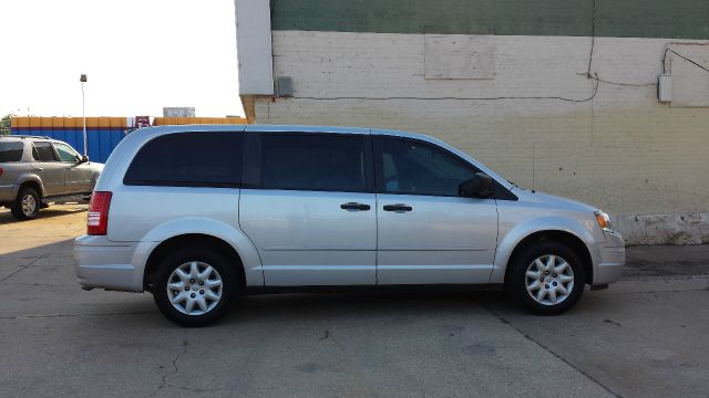 2008 Chrysler Town and Country Elk Conversion Van