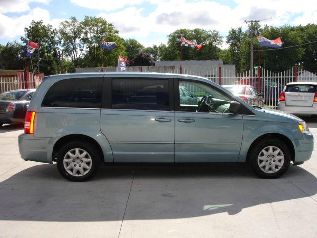 2009 Chrysler Town and Country Elk Conversion Van