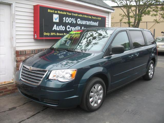 2009 Chrysler Town and Country G35xs