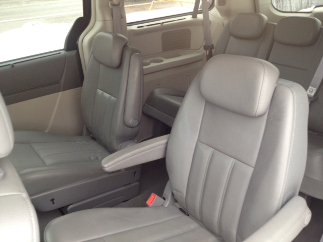 2009 Chrysler Town and Country 3.5