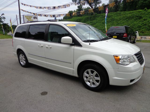 2009 Chrysler Town and Country 3.5