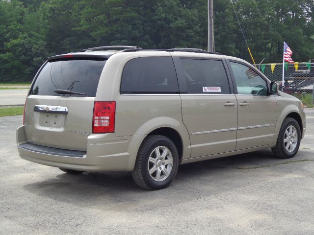 2009 Chrysler Town and Country 3.5