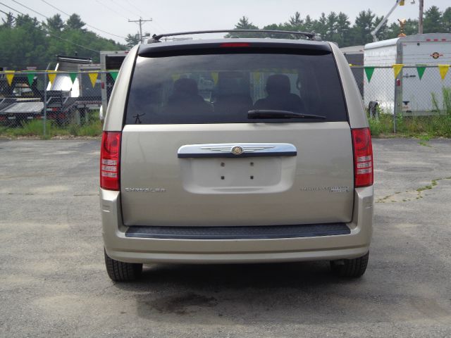 2009 Chrysler Town and Country 3.5