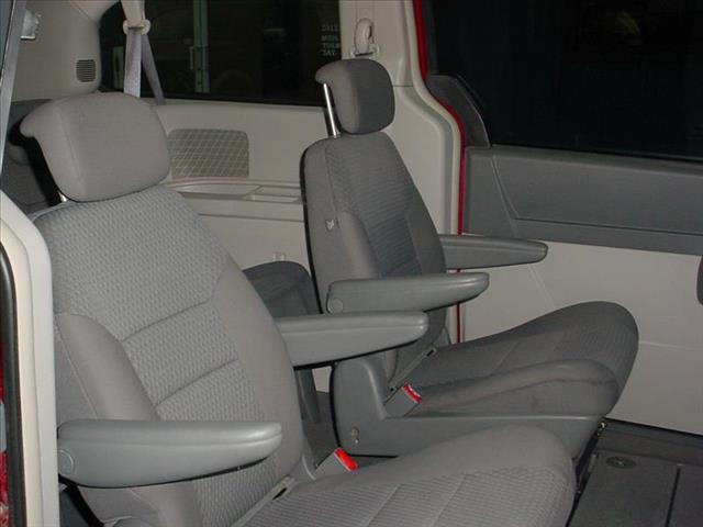 2009 Chrysler Town and Country Elk Conversion Van