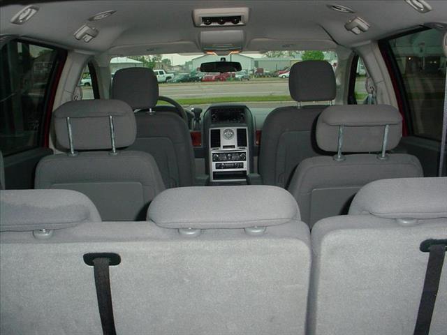 2009 Chrysler Town and Country Elk Conversion Van