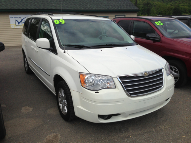 2009 Chrysler Town and Country 3.5