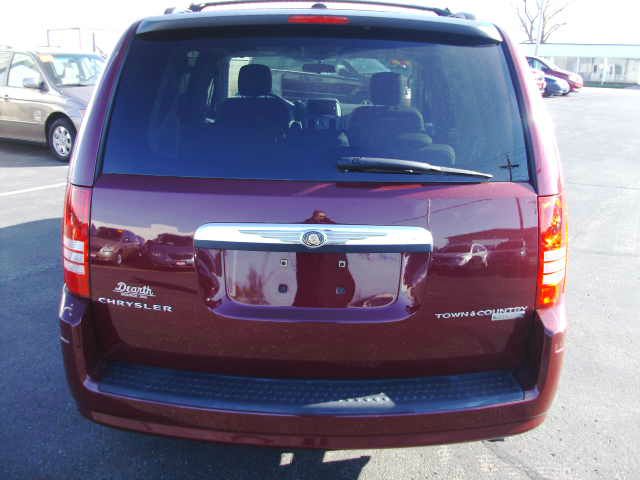 2009 Chrysler Town and Country 3.5