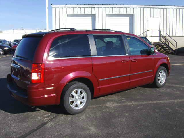 2009 Chrysler Town and Country 3.5