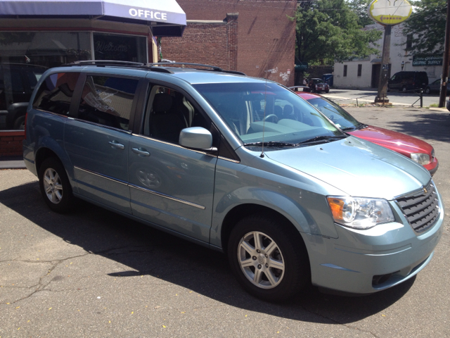 2009 Chrysler Town and Country 3.5