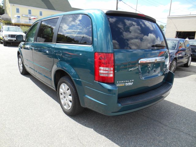 2009 Chrysler Town and Country Elk Conversion Van