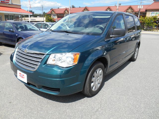 2009 Chrysler Town and Country Elk Conversion Van