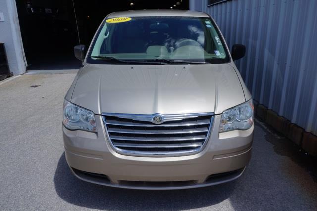 2009 Chrysler Town and Country Elk Conversion Van