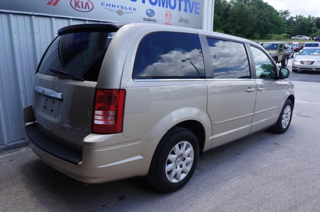 2009 Chrysler Town and Country Elk Conversion Van