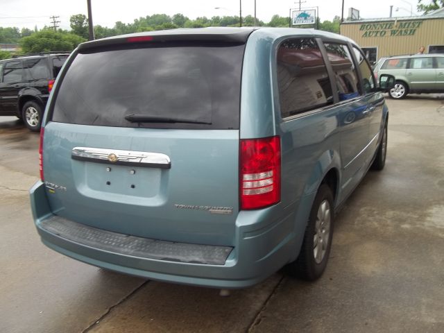 2009 Chrysler Town and Country Elk Conversion Van