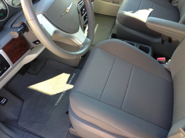 2010 Chrysler Town and Country 3.5