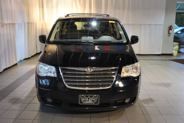 2010 Chrysler Town and Country 3.5