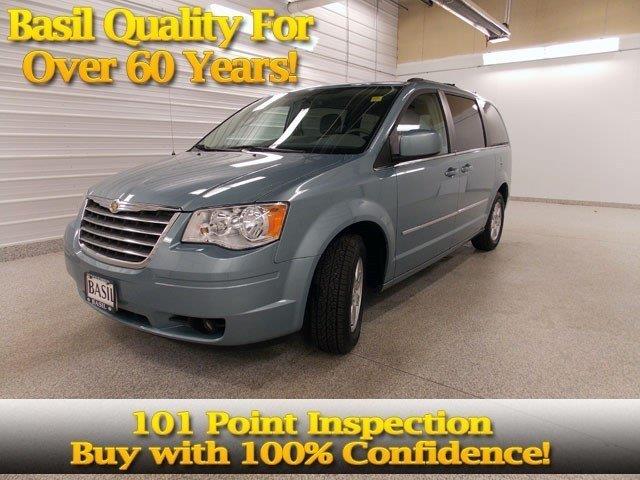 2010 Chrysler Town and Country 3.5