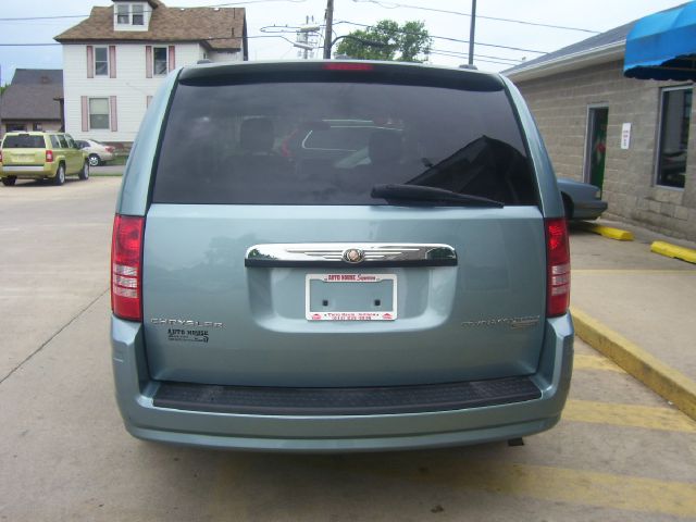 2010 Chrysler Town and Country 3.5