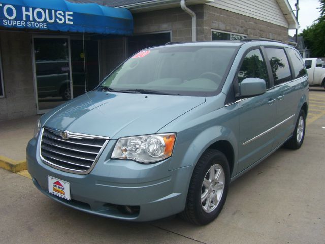 2010 Chrysler Town and Country 3.5