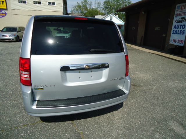 2010 Chrysler Town and Country Elk Conversion Van