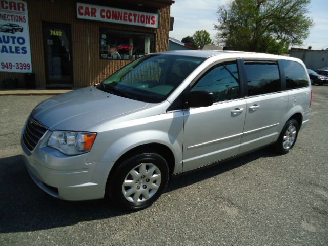 2010 Chrysler Town and Country Elk Conversion Van