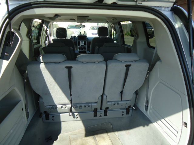 2010 Chrysler Town and Country Elk Conversion Van