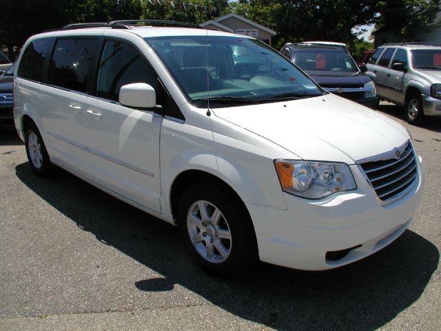 2010 Chrysler Town and Country 3.5