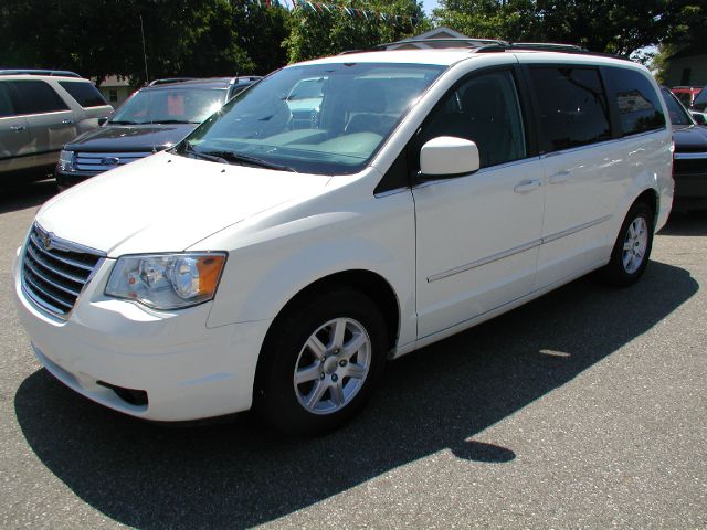 2010 Chrysler Town and Country 3.5