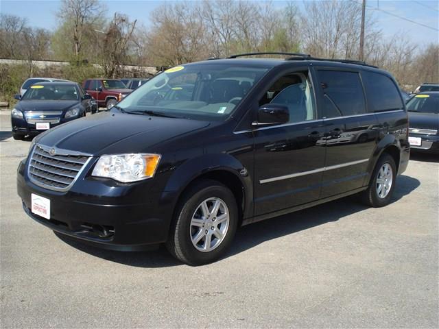 2010 Chrysler Town and Country 3.5