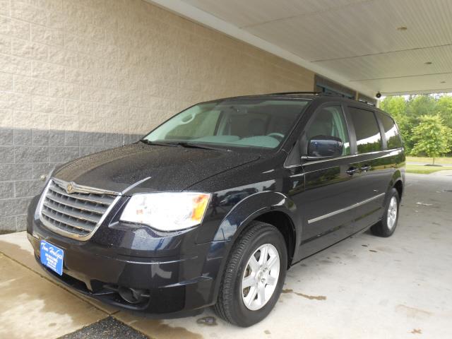 2010 Chrysler Town and Country 3.5