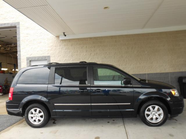 2010 Chrysler Town and Country 3.5