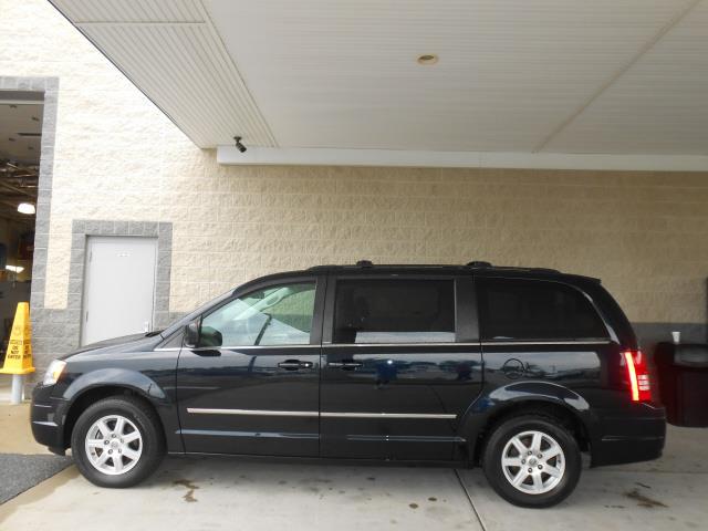 2010 Chrysler Town and Country 3.5