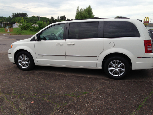 2010 Chrysler Town and Country 3.5