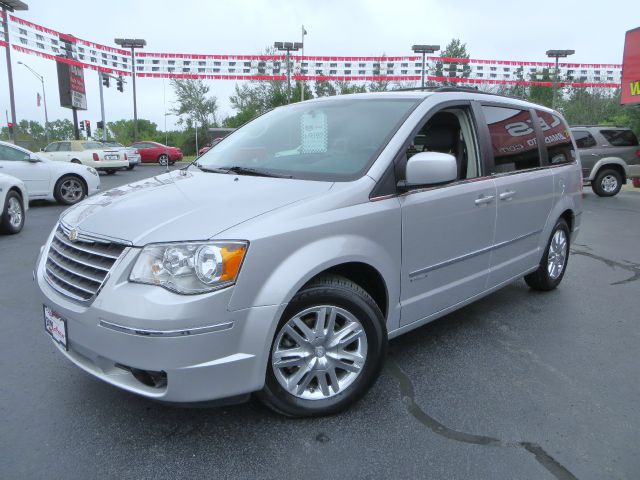 2010 Chrysler Town and Country 3.5