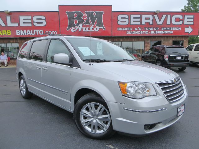 2010 Chrysler Town and Country 3.5