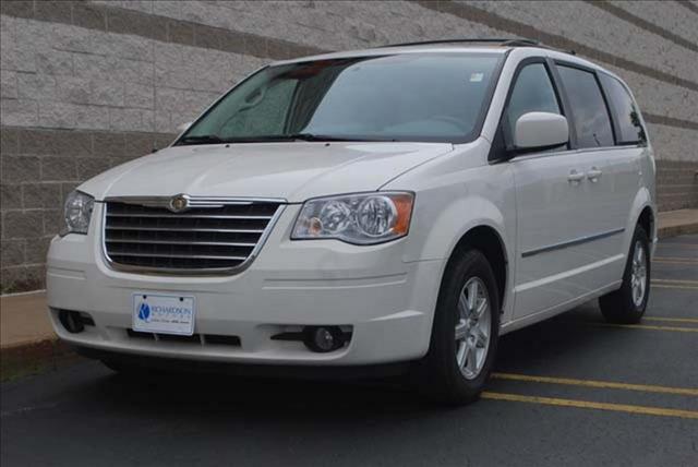 2010 Chrysler Town and Country 3.5