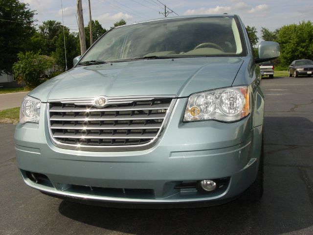 2010 Chrysler Town and Country 3.5