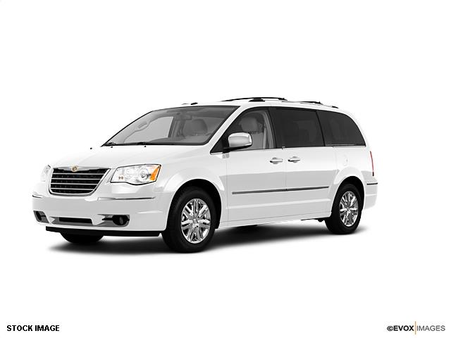 2010 Chrysler Town and Country SLT 25